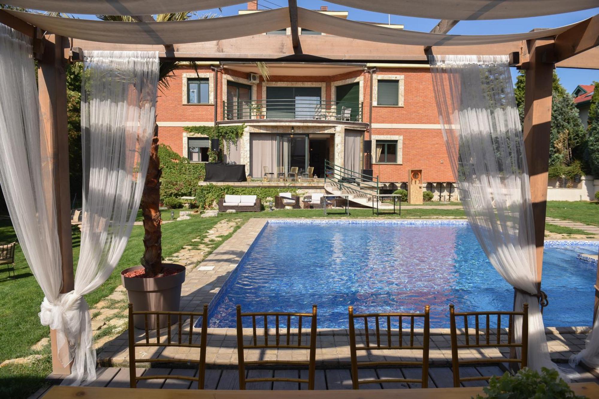 The Belgrade Hills Rooms And Suites Eksteriør bilde