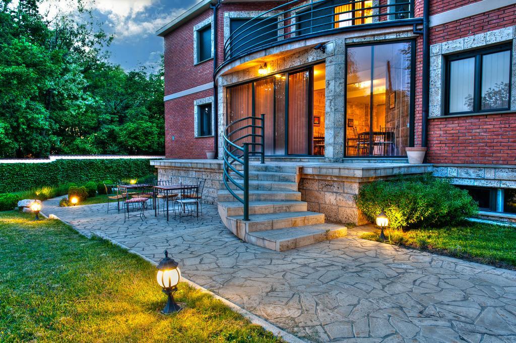 The Belgrade Hills Rooms And Suites Eksteriør bilde